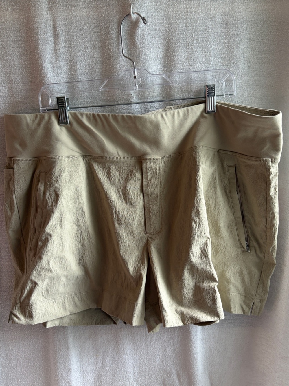 Athleta Light Khaki Athletic Shorts with Zip Pockets